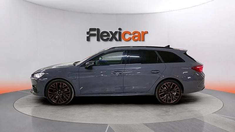 Usado Cupra Leon 245 CV (180 kW) 2020 Gris Familiar