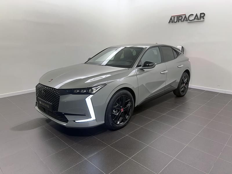 Usado DS Automobiles DS4 Performance 130 CV (95 kW) 2024 Gris Berlina
