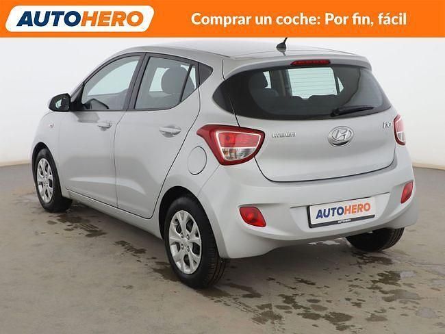 Usado Hyundai i10 67 CV (49 kW) 2015 Gris Utilitario