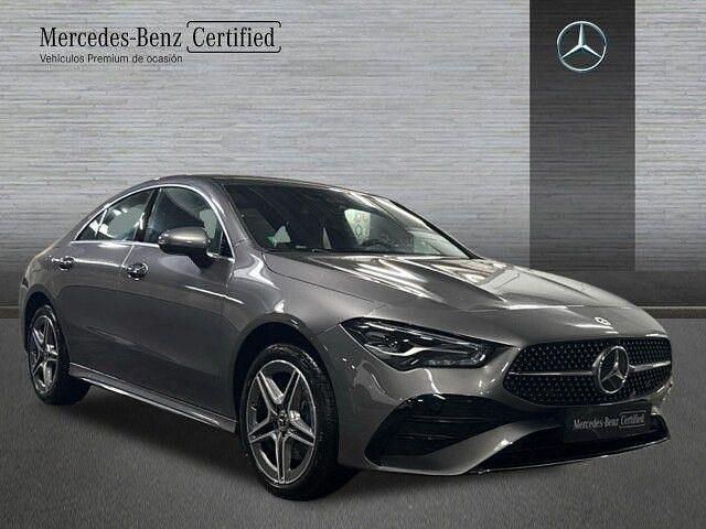 Usado Mercedes CLA250e AMG line 218 CV (160 kW) 2025 Gris Berlina
