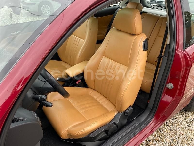 Granate Usado 2006 Alfa Romeo 147 Utilitario | 4950 € (Precio justo) - Imagen 1/4