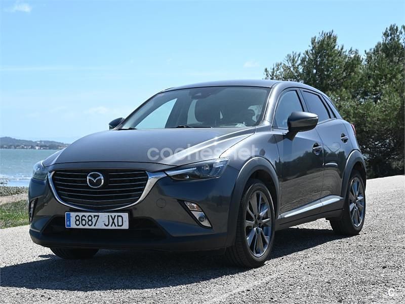 Usado Mazda CX-3 Edition 120 CV (88 kW) 2017 Gris / plata SUV