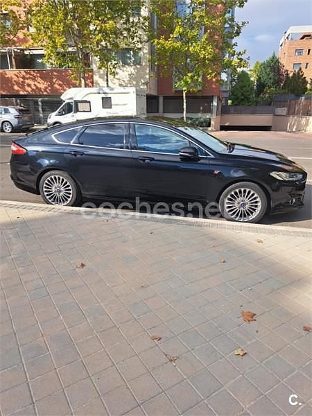 Negro Usado 2014 Ford Mondeo Titanium Berlina | 12.900 € (Precio justo) - Imagen 1/4