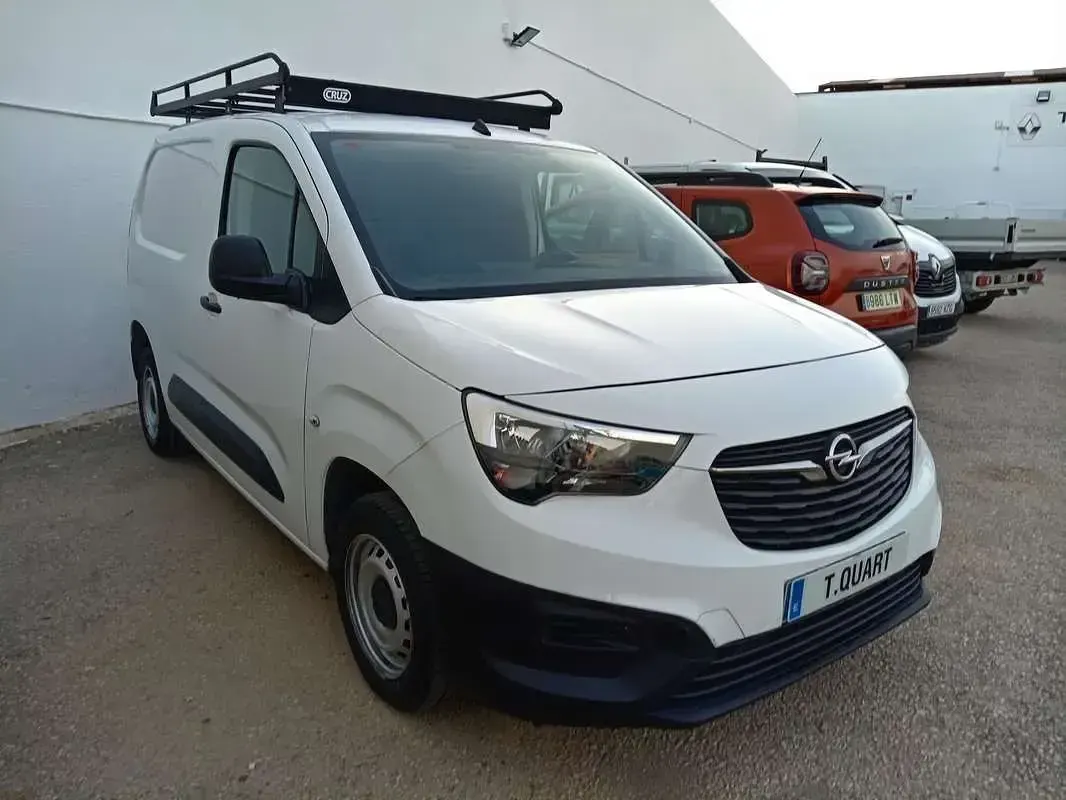 Usado Opel Combo S 99 CV (72 kW) 2021 Monovolumen