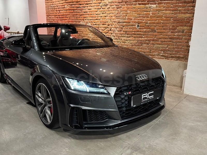 Usado Audi TT Roadster 320 CV (235 kW) 2021 Gris / plata Descapotable