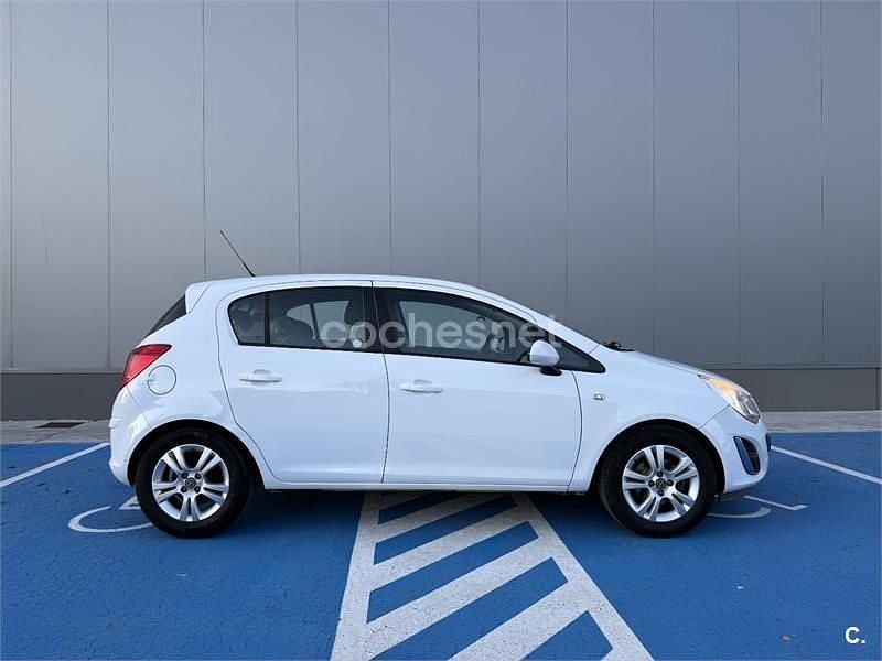 Usado Opel Corsa 85 CV (62 kW) 2011 Blanco Berlina