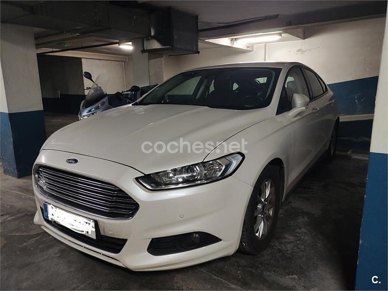 Blanco Usado 2017 Ford Mondeo Business Edition Berlina | 8700 € (Buen precio) - Imagen 1/4