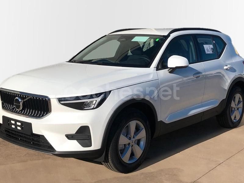 Blanco Nuevo 2025 Volvo XC40 SUV | 34.000 € (Precio justo) - Imagen 1/4