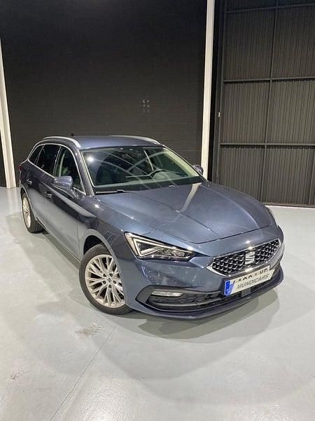 Usado Seat Leon 150 CV (110 kW) 2020 Negro Familiar