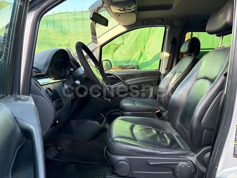 Usado Mercedes Viano 150 CV (110 kW) 2007 Gris / plata Monovolumen
