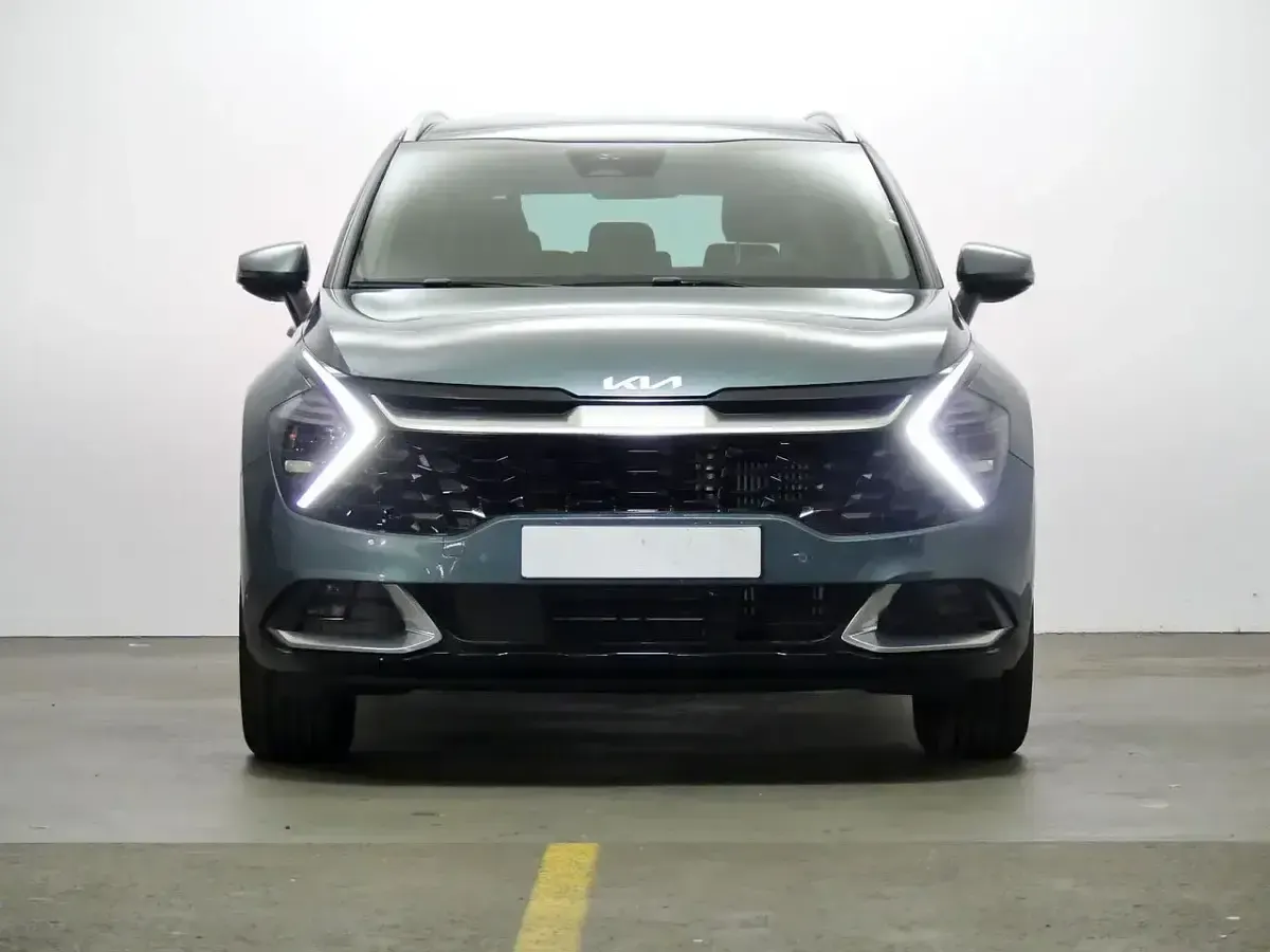 Usado Kia Sportage 230 CV (169 kW) 2023 Gris SUV