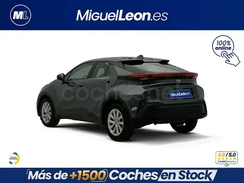 Usado Toyota C-HR Active 140 CV (102 kW) 2024 Gris / plata SUV