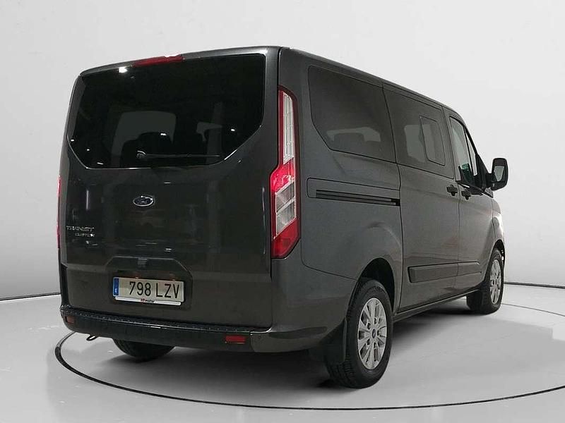 Usado Ford Tourneo Custom Trend 131 CV (96 kW) 2022 Gris Van