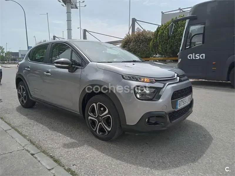 Usado Citroën C3 Feel 102 CV (75 kW) 2021 Gris / plata Utilitario