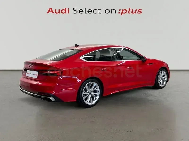 Usado Audi A5 Sportback Advanced Plus 204 CV (150 kW) 2022 Rojo Utilitario