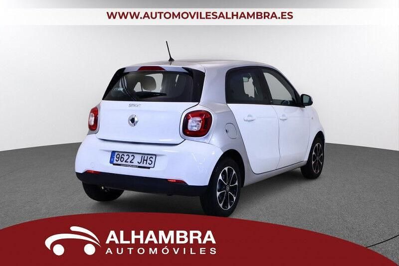 Usado Smart ForFour Passion 71 CV (52 kW) 2015 Blanco Utilitario