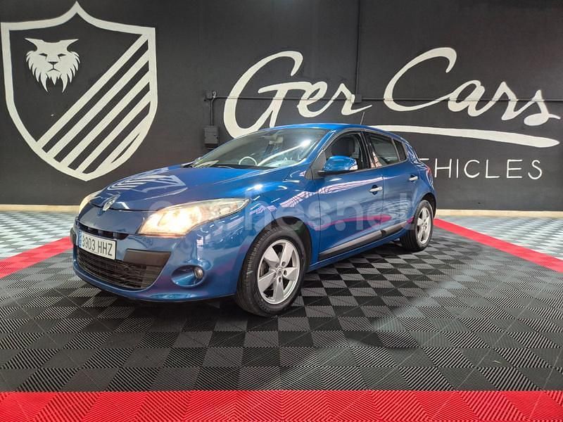 Azul Usado 2012 Renault Mégane Dynamique Berlina | 5795 € (Precio justo) - Imagen 1/4