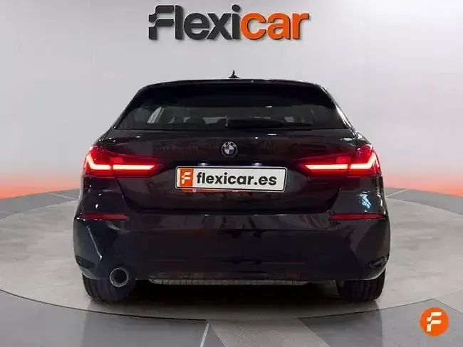 Usado BMW 118 140 CV (102 kW) 2020 Negro Utilitario