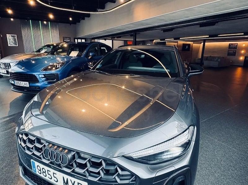 Usado Audi A5 Ambiente 204 CV (150 kW) 2025 Gris / plata Familiar