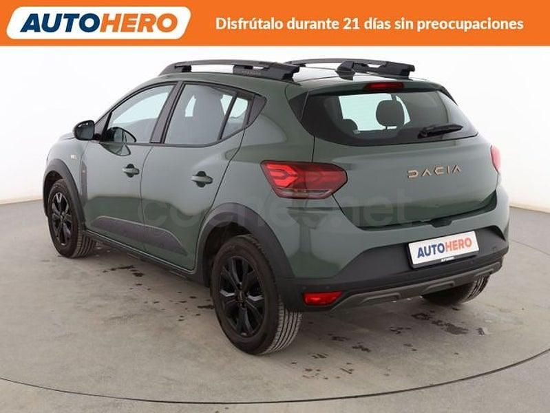 Usado Dacia Sandero Extreme 91 CV (66 kW) 2024 Verde Berlina