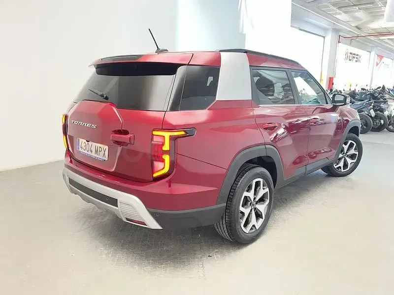Usado KGM Torres 163 CV (119 kW) 2024 Granate SUV