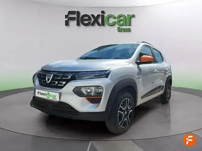 Usado Dacia Spring Essentiel 47 kW (65 CV) 2023 Gris Utilitario