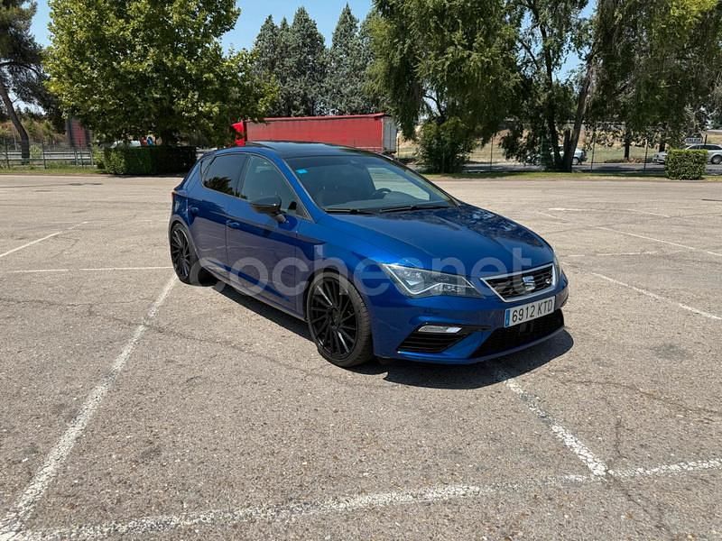 Usado Seat Leon FR 190 CV (139 kW) 2019 Azul Berlina