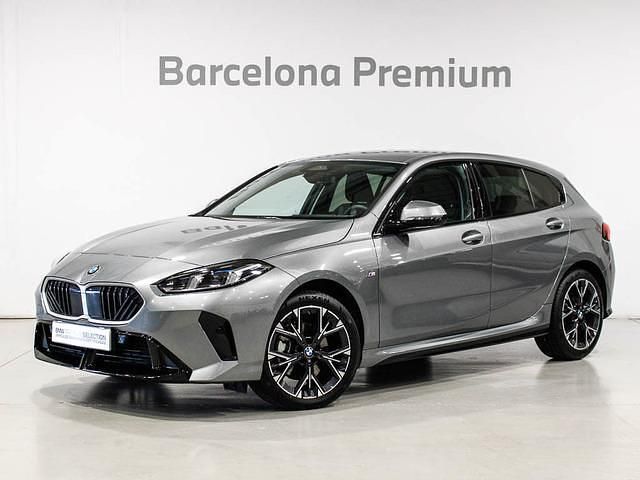 Usado BMW 118 Comfort Edition 150 CV (110 kW) 2025 Utilitario