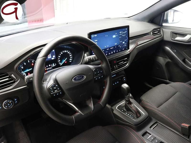 Usado Ford Focus ST-Line 155 CV (114 kW) 2024 Plateado Familiar