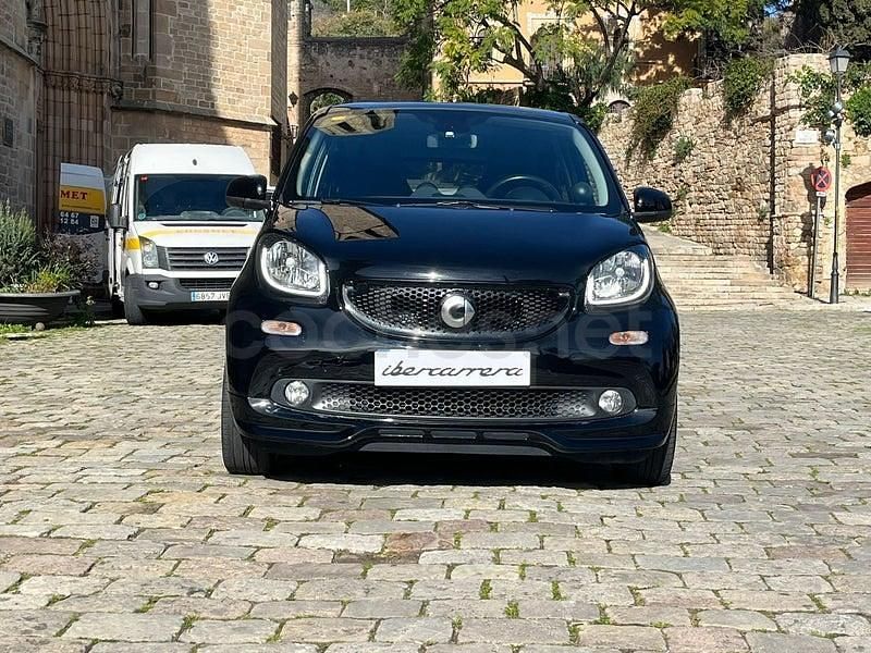 Usado Smart ForFour Passion 90 CV (66 kW) 2018 Negro Utilitario
