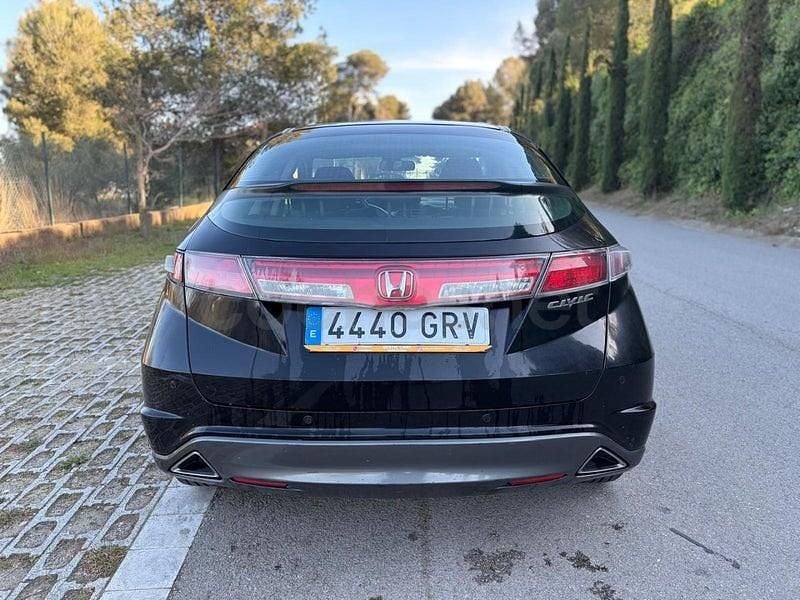 Usado Honda Civic Sport 100 CV (73 kW) 2009 Negro Berlina