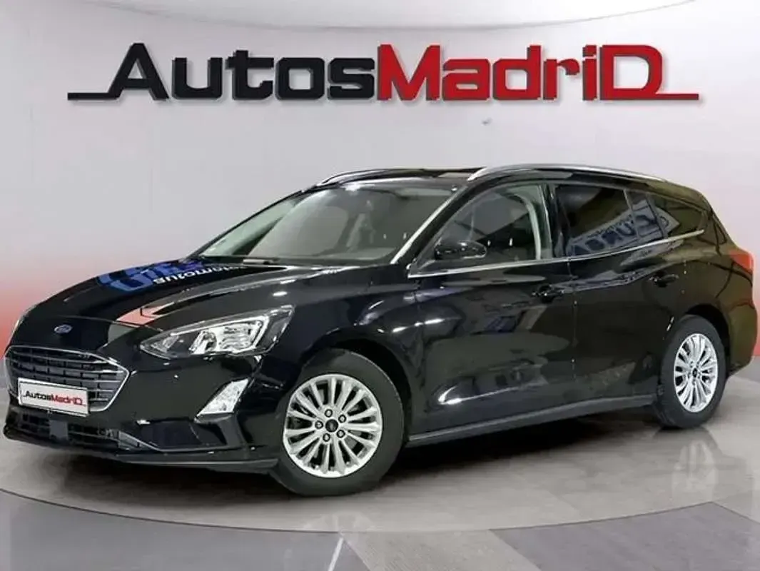 Usado Ford Focus Titanium 120 CV (88 kW) 2021 Negro Utilitario