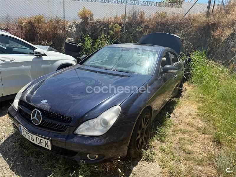 Azul Usado 2005 Mercedes CLS350 Berlina | 2900 € - Imagen 1/4