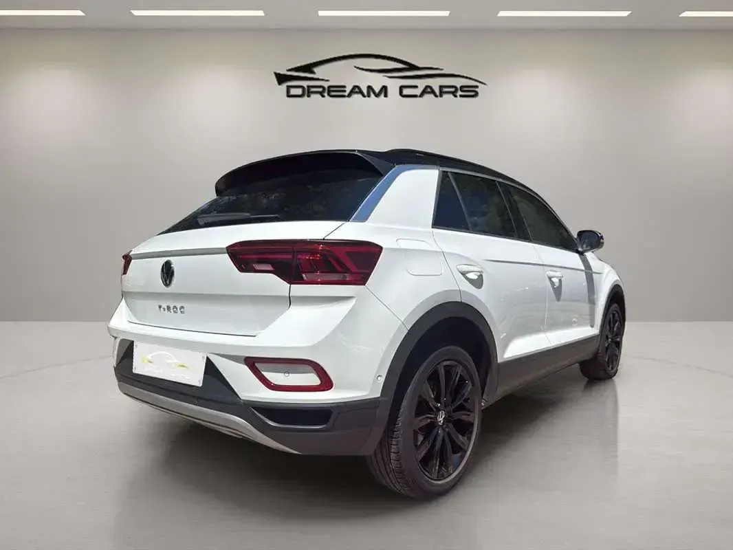 Usado VW T-Roc Life 150 CV (110 kW) 2023 Blanco SUV