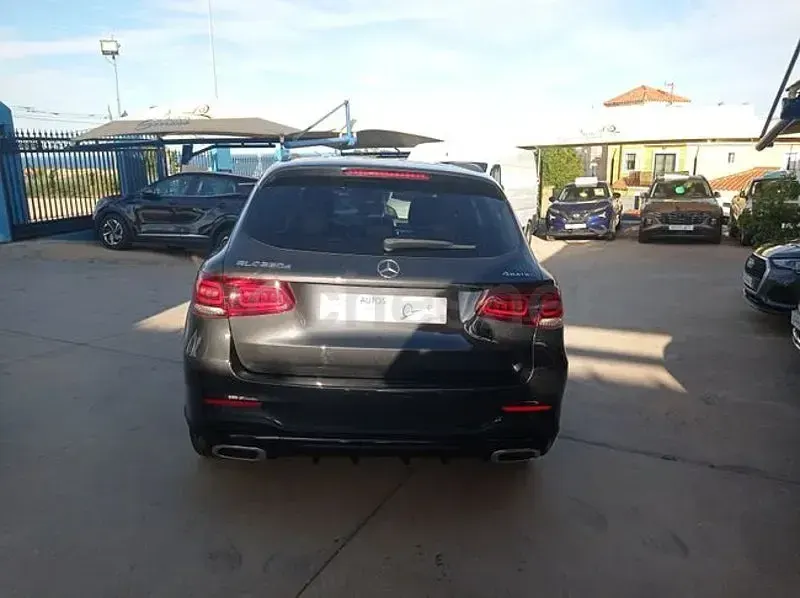 Begagnad Mercedes GLC220 194 HK (142 kW) 2020 Svart SUV