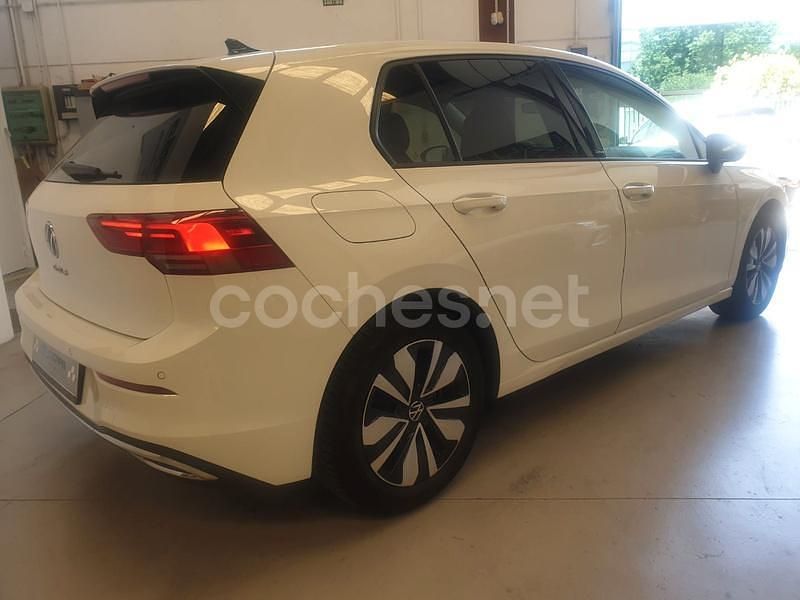 Usado VW Golf VIII Style 150 CV (110 kW) 2024 Blanco Berlina