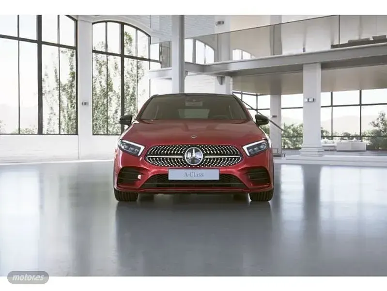 Usado Mercedes A250 218 CV (160 kW) 2022 Rojo Berlina