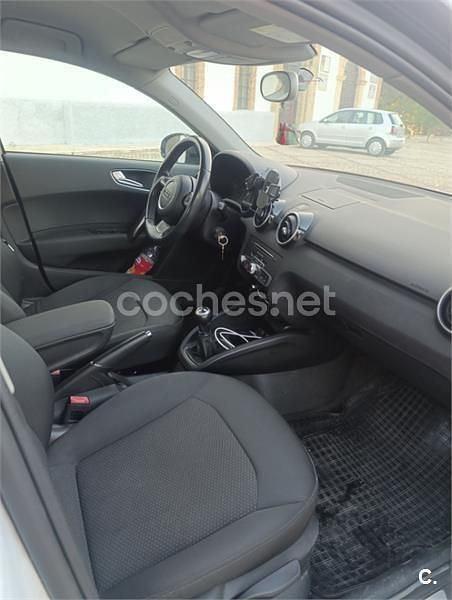 Usado Audi A1 Sportback 90 CV (66 kW) 2015 Blanco Utilitario