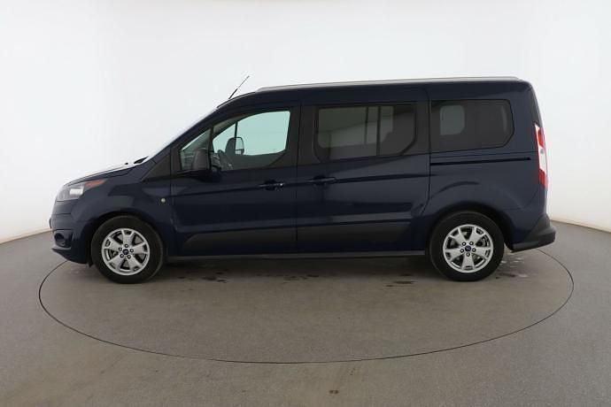 Usado Ford Tourneo Trend 100 CV (73 kW) 2015