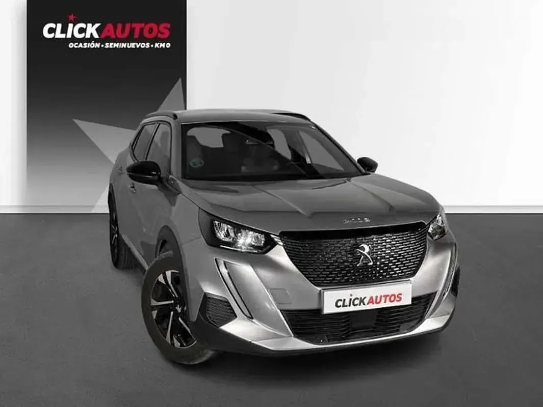 Usado Peugeot 2008 Allure 101 CV (74 kW) 2023 Gris SUV
