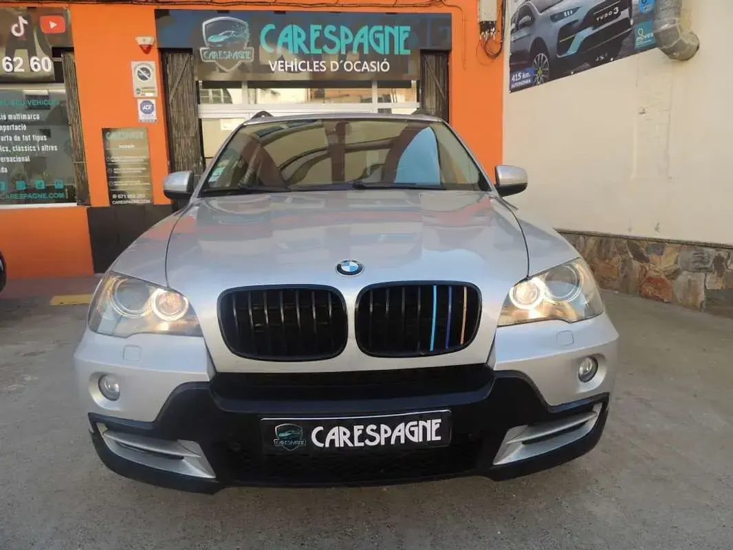 Usado BMW X5 Comfort Edition 235 CV (172 kW) 2008 Gris SUV
