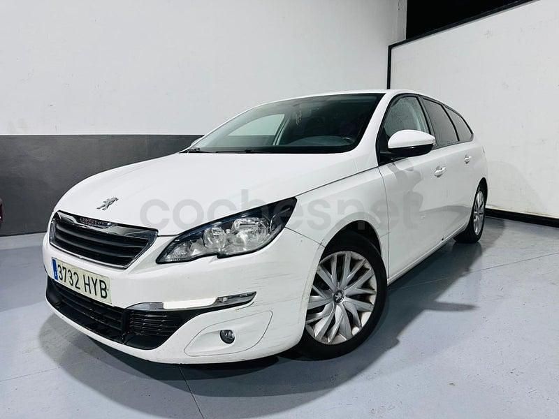 Usado Peugeot 308 SW Access 92 CV (67 kW) 2014 Blanco Familiar