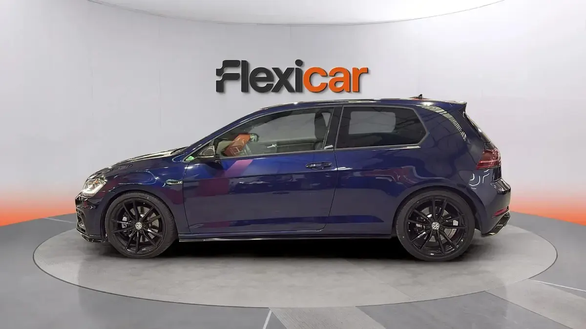 Usado VW Golf VII R 310 CV (228 kW) 2018 Azul Berlina