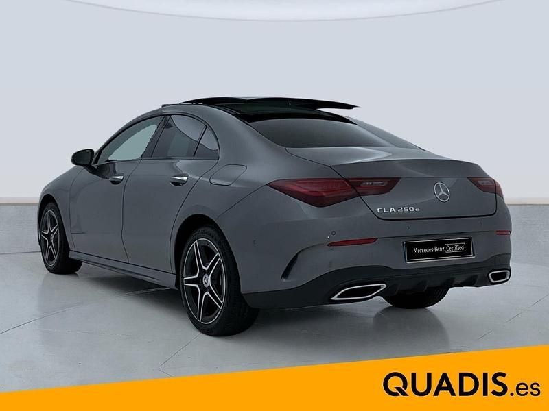 Usado Mercedes CLA250e 218 CV (160 kW) 2025 Gris Berlina
