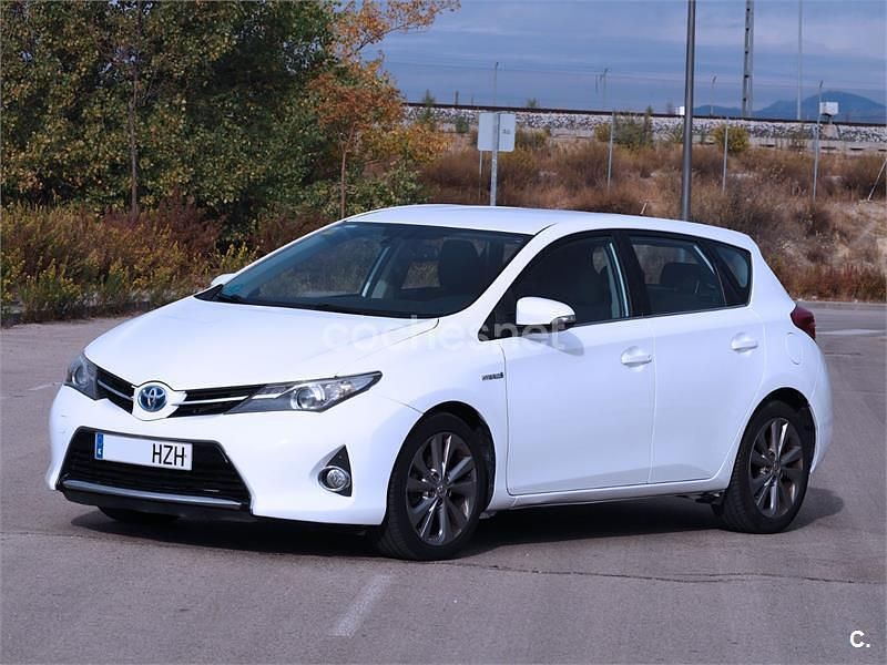 Blanco Usado 2014 Toyota Auris Hybrid Advance Berlina | 11.350 € (Precio justo) - Imagen 1/4