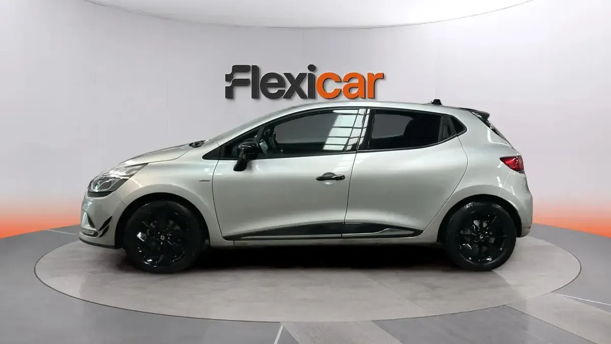 Usado Renault Clio IV LIMITED 90 CV (66 kW) 2018 Gris Berlina