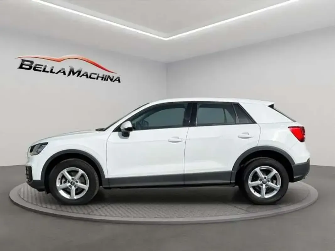 Używany Audi Q2 150 KM (110 kW) 2020 Biały SUV