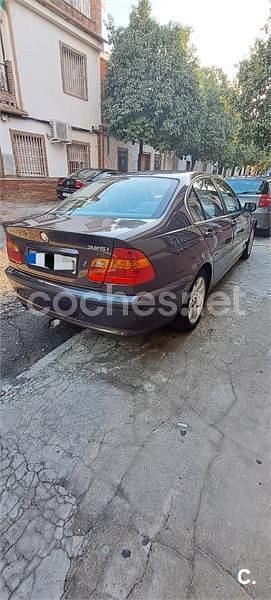 Usado BMW 325 192 CV (141 kW) 2004 Granate Berlina