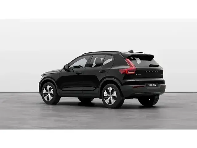 Usado Volvo XC40 Plus 163 CV (119 kW) 2024 Gris SUV