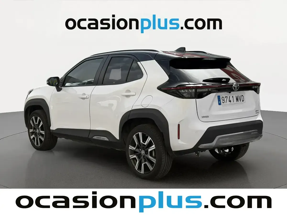 Usado Toyota Yaris Hybrid Edition 130 CV (95 kW) 2024 Blanco Pickup/Camioneta